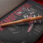 Kinkekomplekt Stranger Things - Spiked Bat Pen & Pin (1)